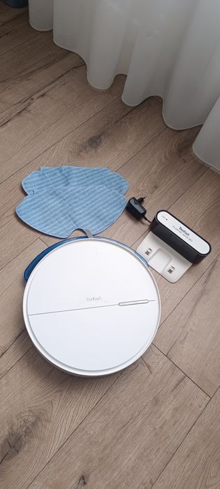 Робот-пылесос Tefal 60 Series
Работает ид
