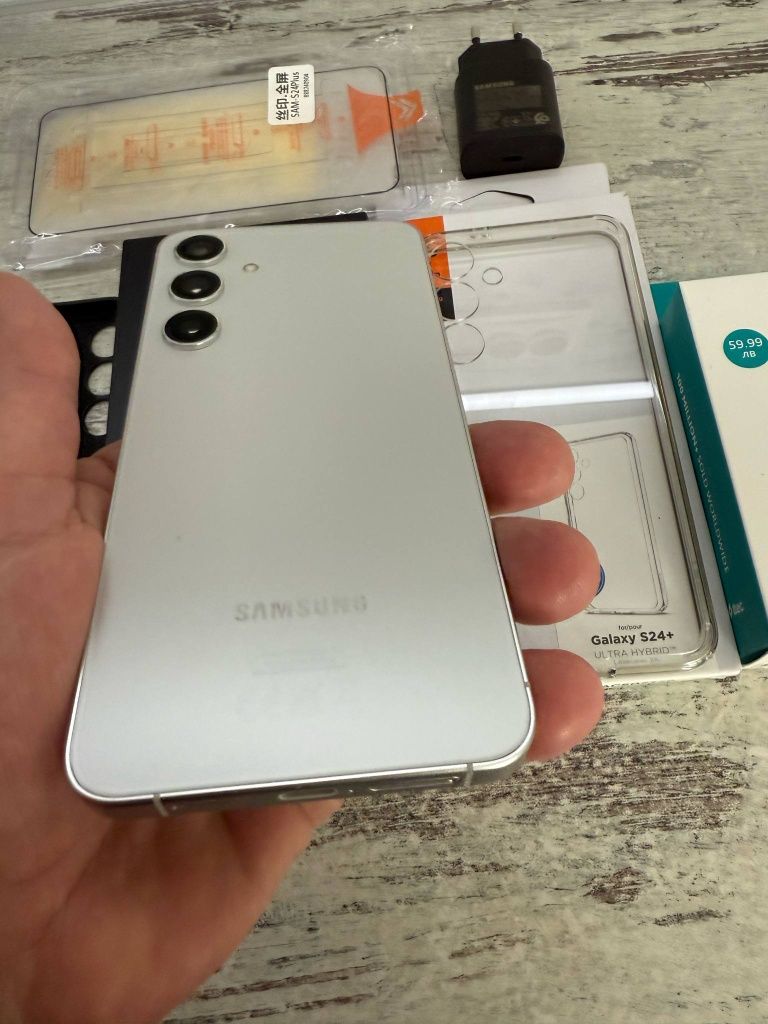 Като нов.Samsung Galaxy S24 + plus 12gb/256gb