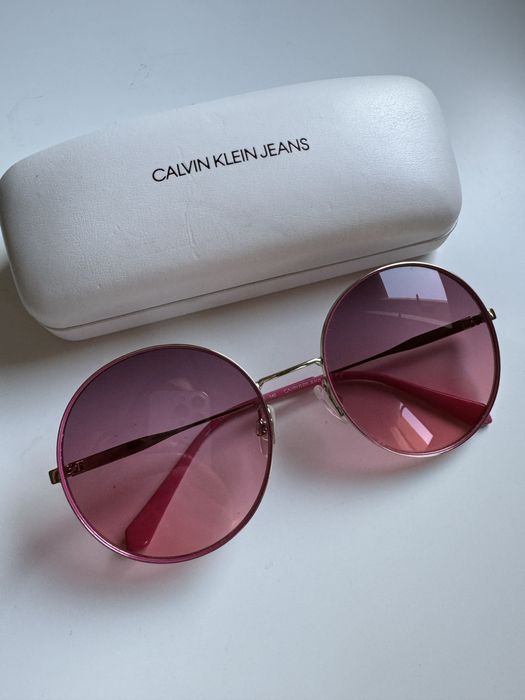 Слънчеви очила на Calvin Klein Jeans