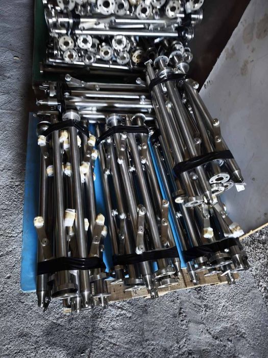 Парапети и колонко неръждавейка за тераси и стълбища