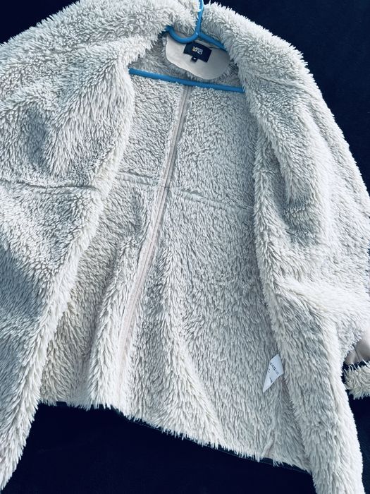 Страхотнa Зимна Пухенка - М