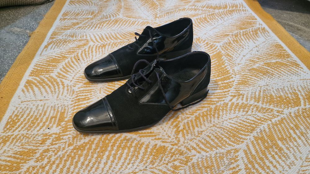 Pantofi piele catifelata si lac marimea 39/40