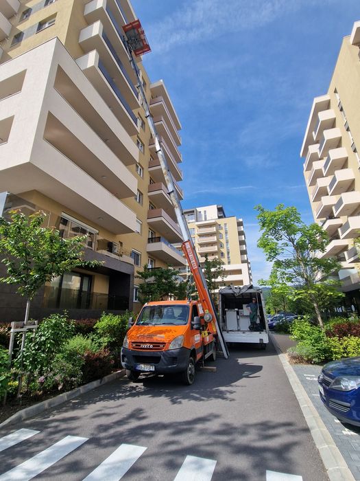 Lift girafa,  lift exterior pana la etajul 8, lift materiale , nacela