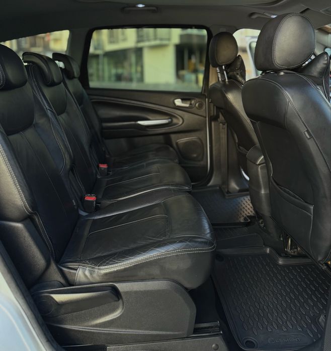 Vând FORD S MAX 2011