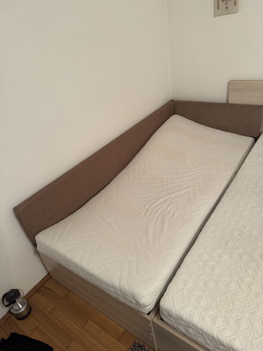 Vand pat de o persoana