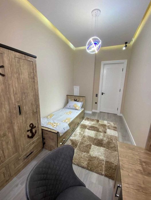 Срочно сдам 3- комнаты 5/9  Яккасарай  Pесторан Бухара 838*