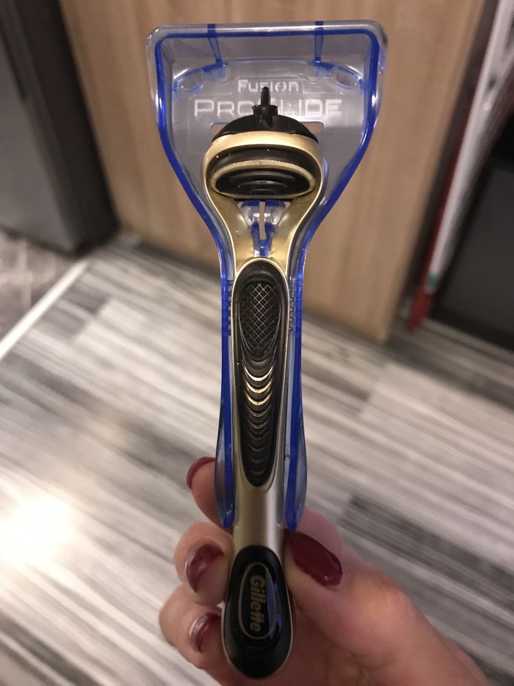 Самобръсначка Gillette ProGlide