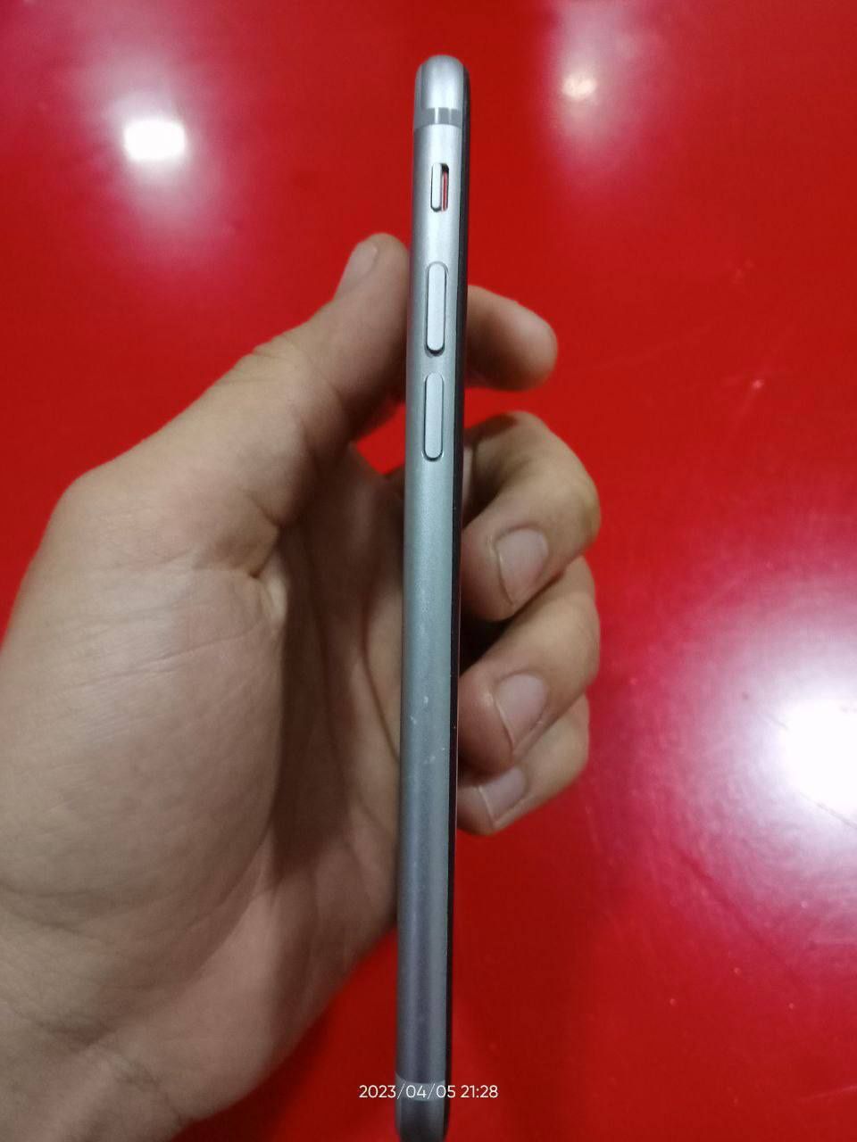 iPhone 6 64 Gb 550 000