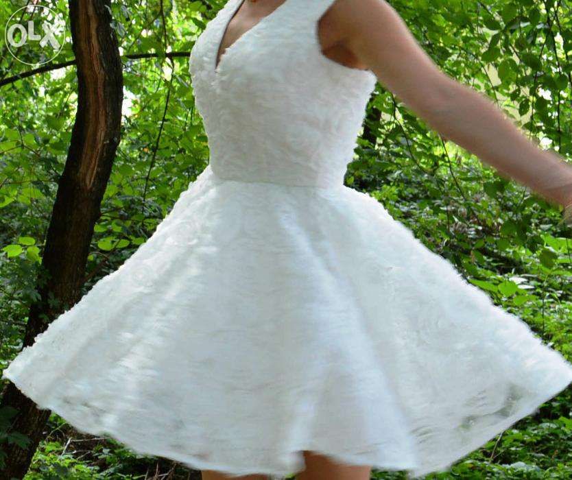 Rochie mireasa scurta