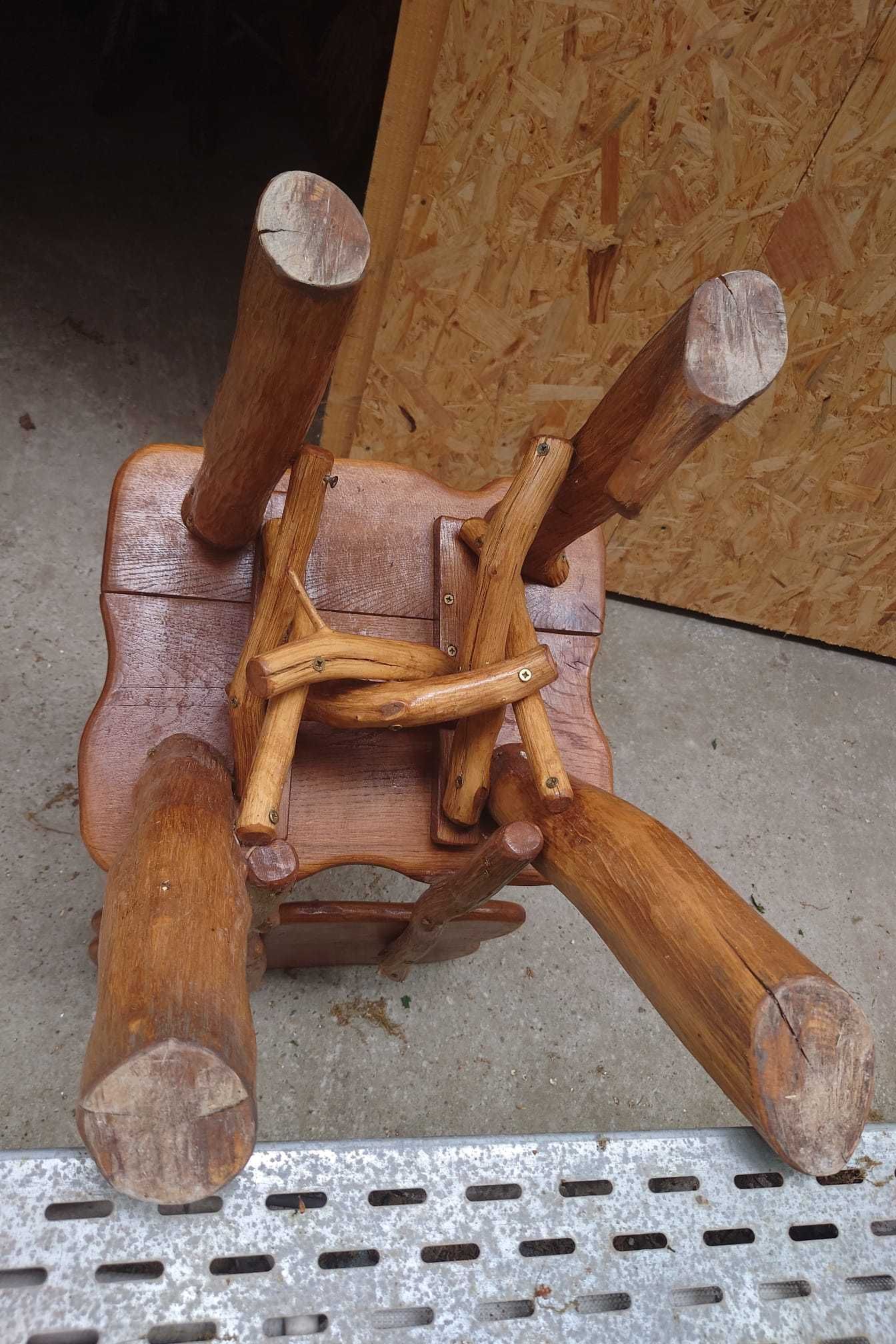 Scaun lemn masiv lucrat manual