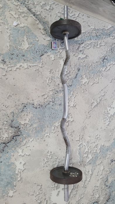 Продаю штангу EZ-гриф