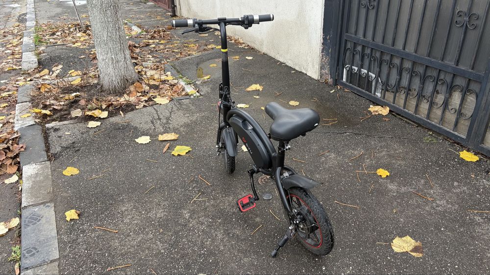 Bicicletă electrică DYU D3F