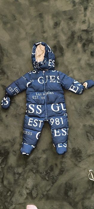 Бебешки космонавт/гащеризон Guess
