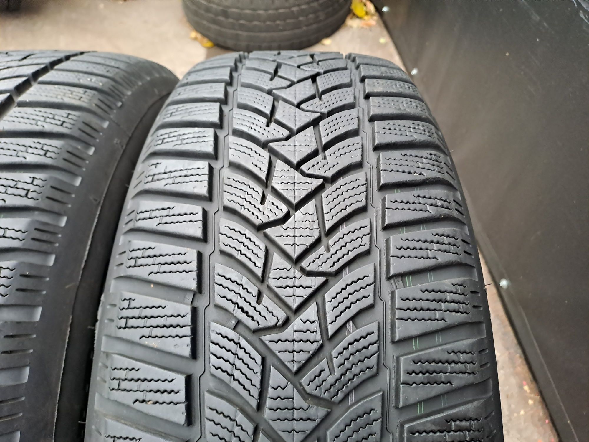4бр. 7mm 215/65/16 Dunlop Wintet Sport 5