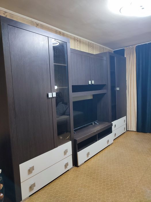 Продам стенку - горку