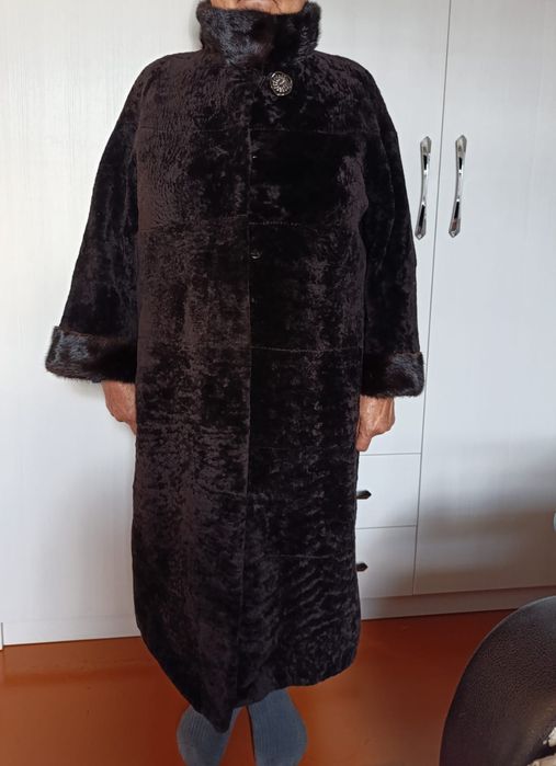 Продам мутоновую шубу