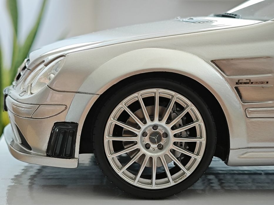 Ottomobile Mercedes Benz Clk63 Amg Black Series