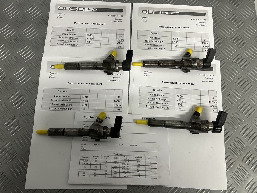 Дюзи за FORD C/S MAX/Focus/Mondeo/Tourneo/Transit Connect/Galaxy стенд