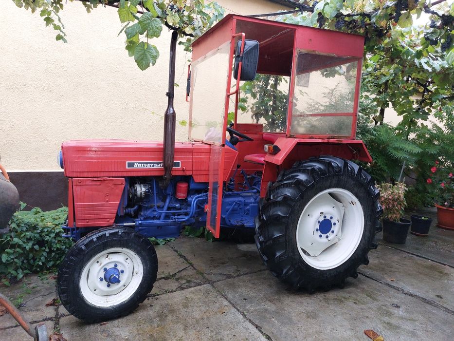Vând tractor! UTB445