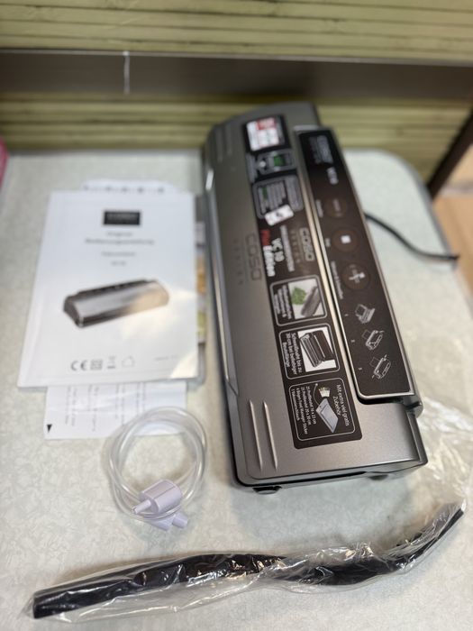 Вакуумна запечатваща машина CASO VC10