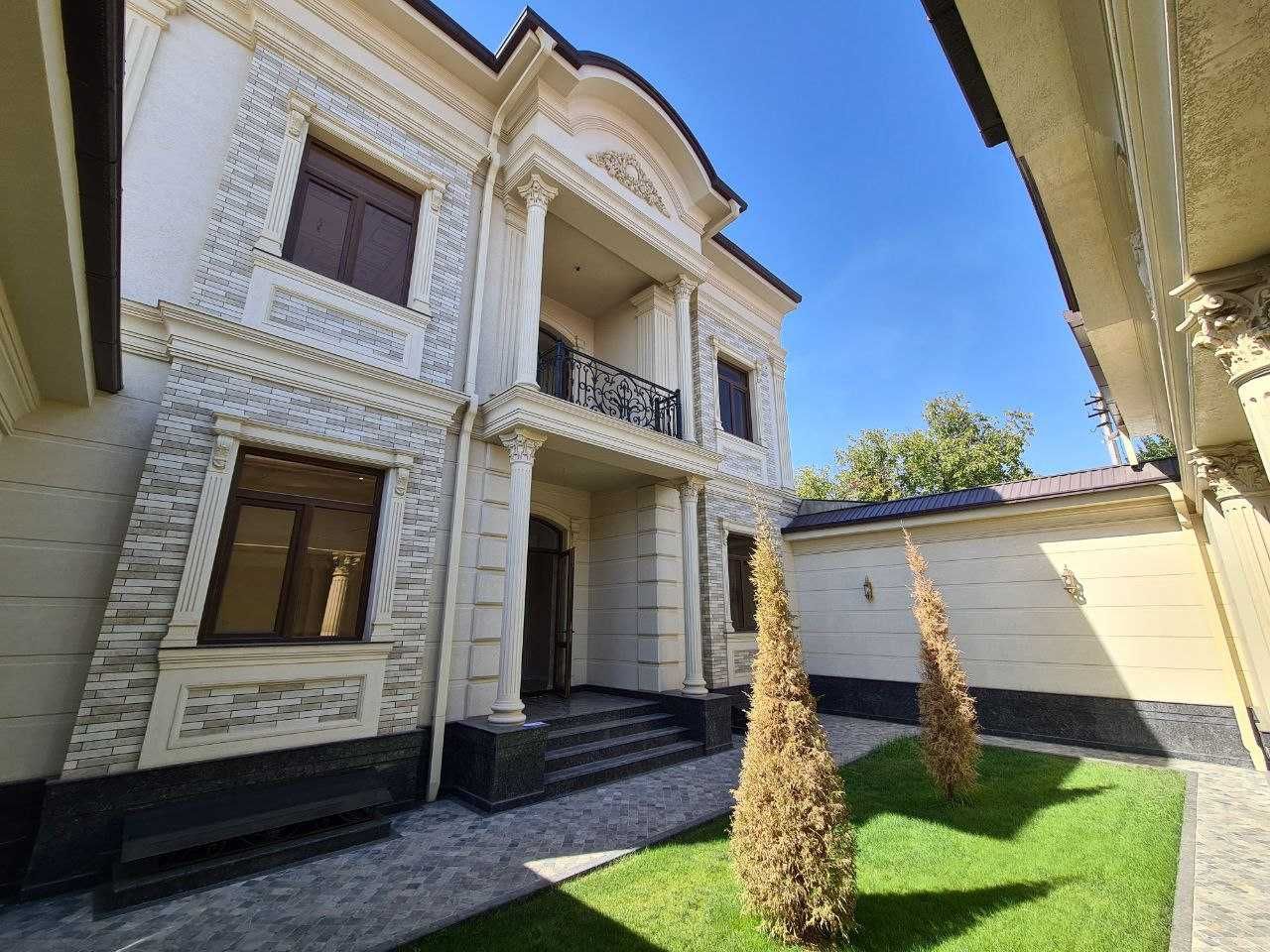 Продам ЕвроДом Центр Луначарского 3 сотки