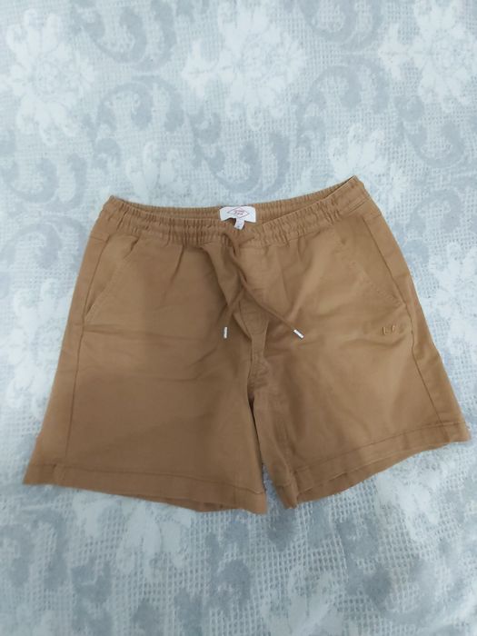Pantaloni scurți bărbătești, marca Pierre Cardin, mărimea M