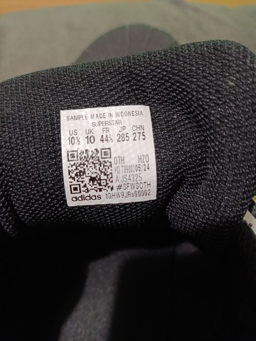 Adidas superstar N44,чисто нов, естествена кожа.