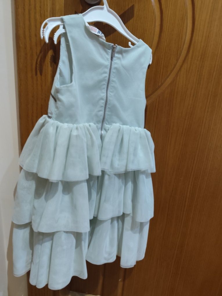 Официални  рокли H&M 116 см 5-6 г.