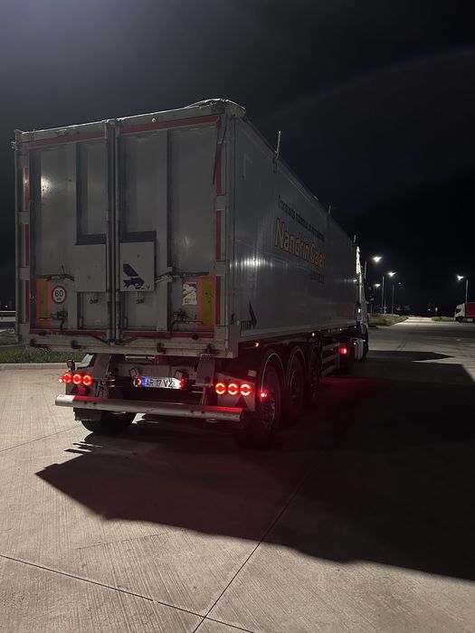 semiremorca bena cereale Stas 54 mc