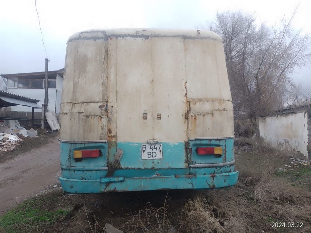 Автобус таджик