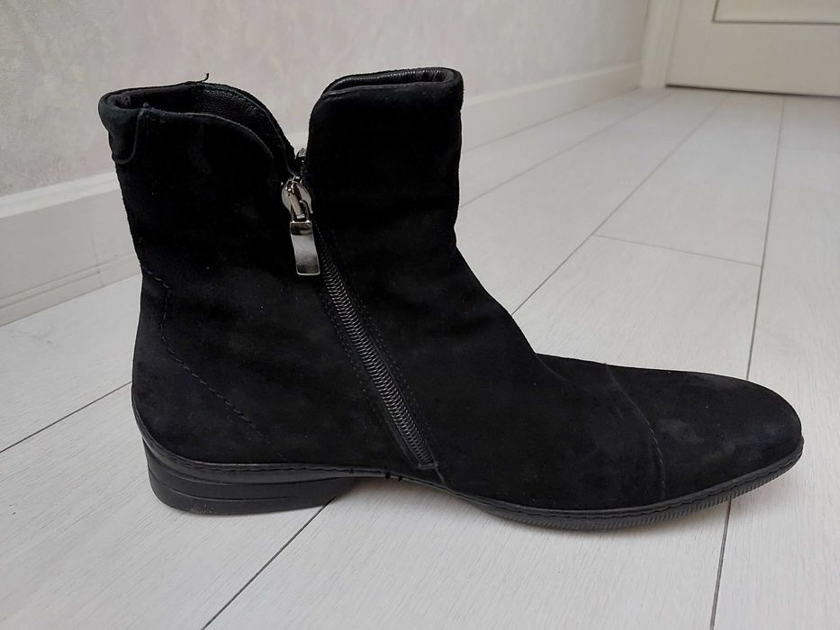 Мужские замшевые полусапоги