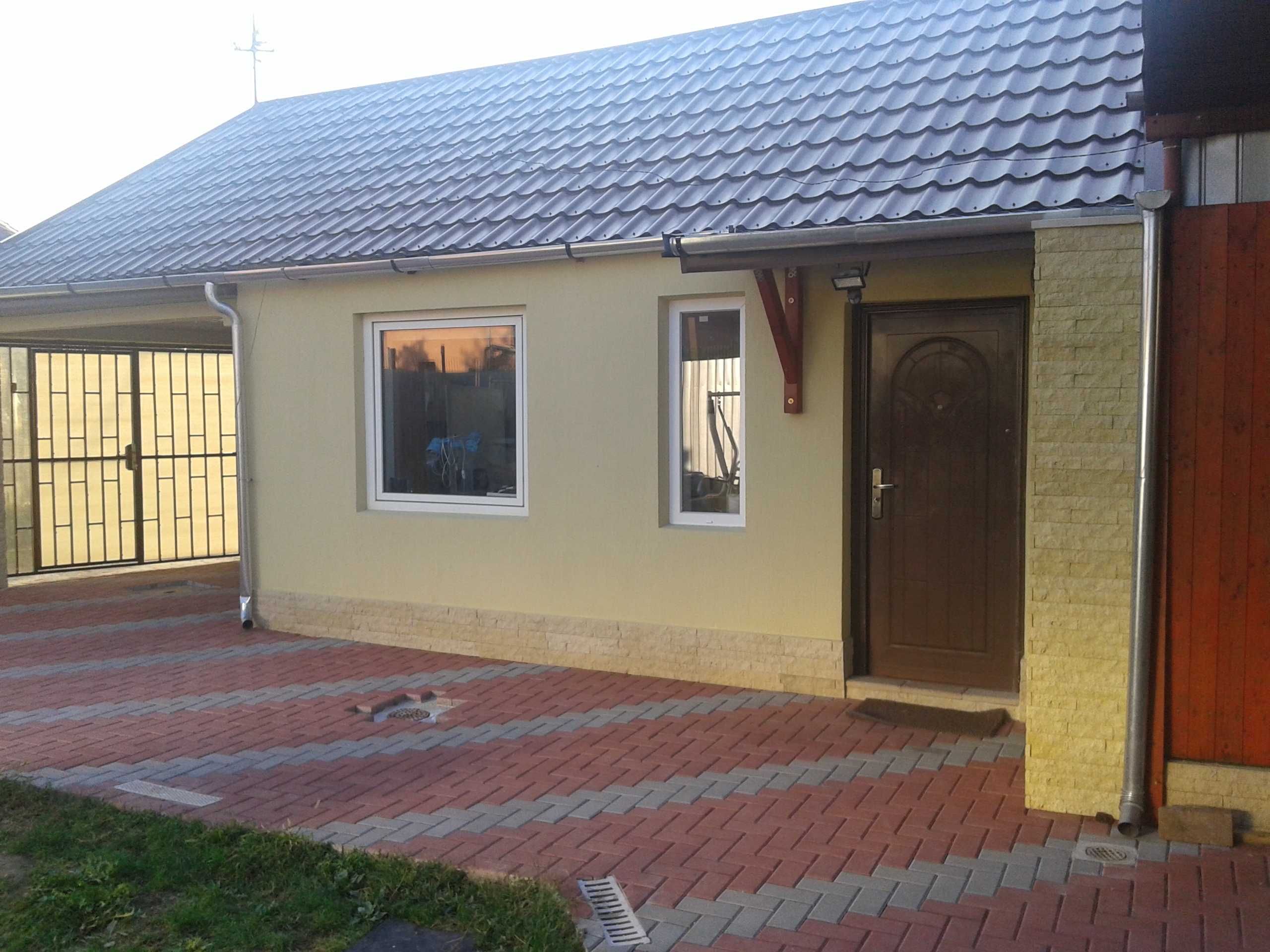 Vând casă zona Cantemir