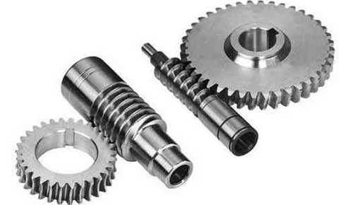 Токарно-фрезерный цех, предоставляет услуги.