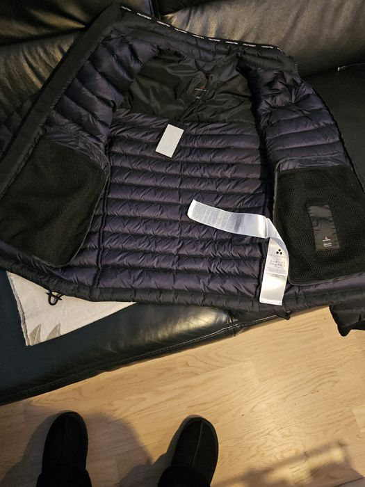 Geaca noua cu puf de la Peuterey marimea XS