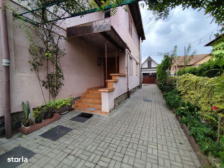 Casa str.Negoi, 550mp teren, 200mp utili, casa oaspeti, pivnita, garaj