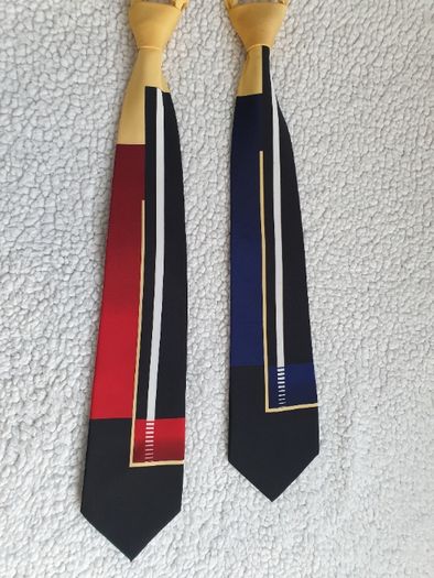 Cravata + cadou a doua cravata