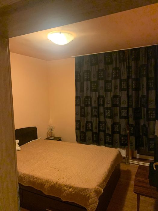 Inchiriez apartament 2 camere în c5