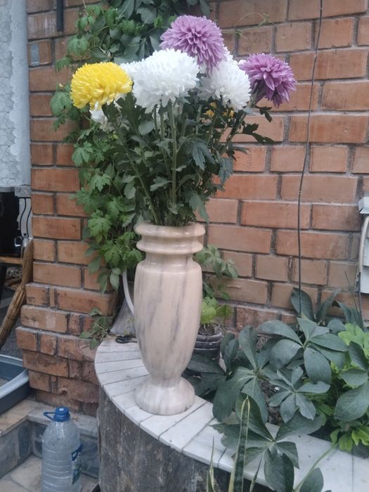 Продается мраморная ваза!