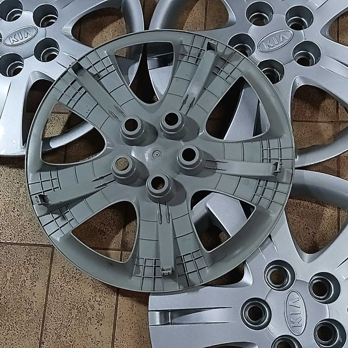 KIA оригинални тасове 16 цола