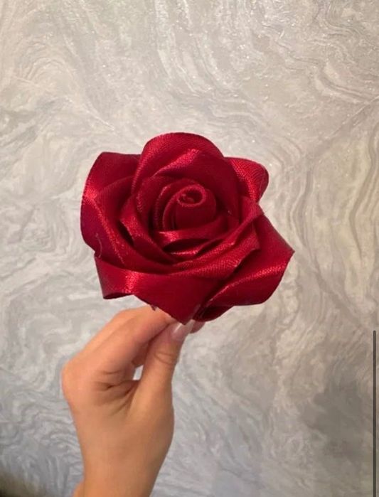 Атласные розы ( с блестками )