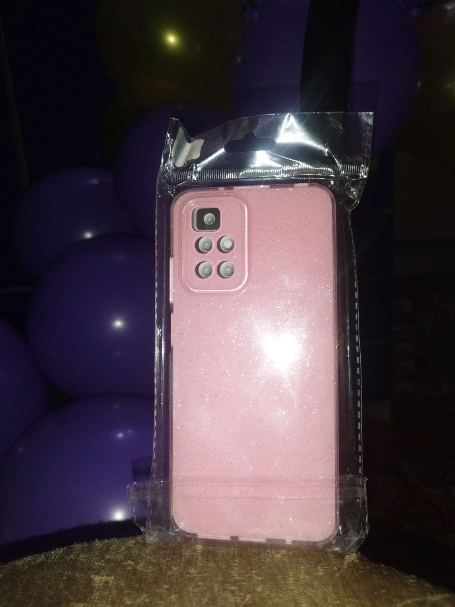 Продам Розовый чехол на Xiaomi redmi 10