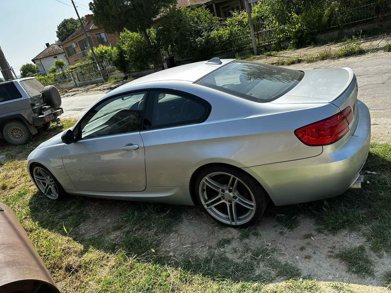 BMW E92 320d 2012 на части – N47D20, М волан, Рекаро, 19” Style 313,