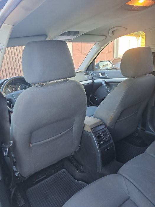 Vând Skoda Octavia 2