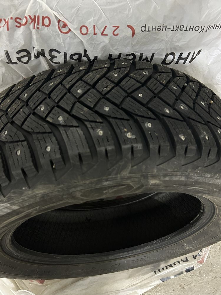 Зимние шины Goodyear 245/60/18