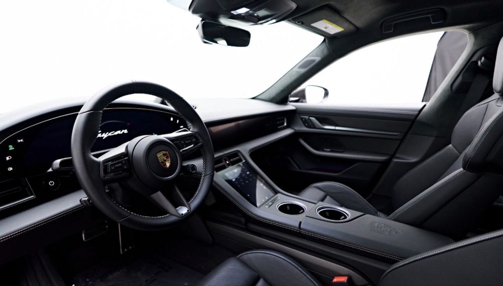 Porsche taycan turbo