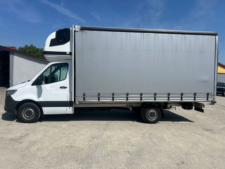 Mercedes-Benz Sprinter 317 - an 2023 Sprinter Prelata - 10 ewp, an 2023, 4 masini disponibile