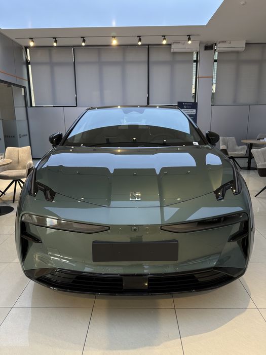 Zeekr X 2025yilgi yangi moshina