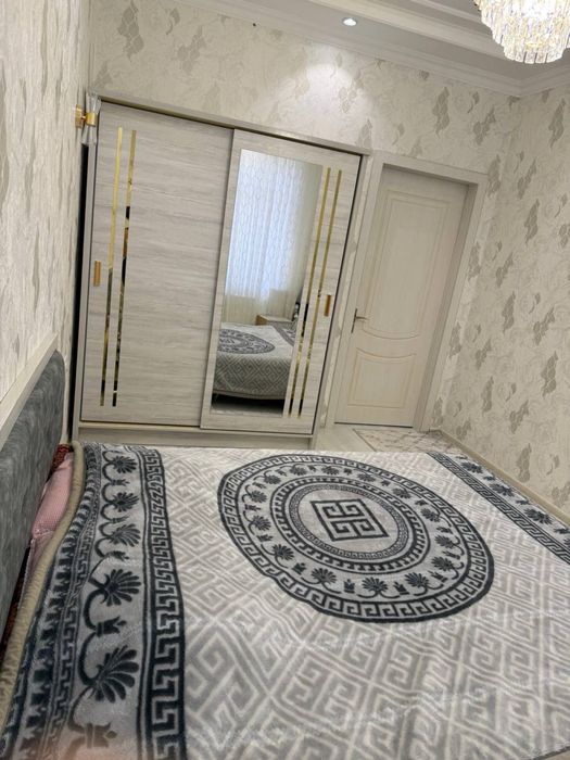 Чилонзор 20-кварталда Илон мачит оркасида 3хонали уй ижарага берилади