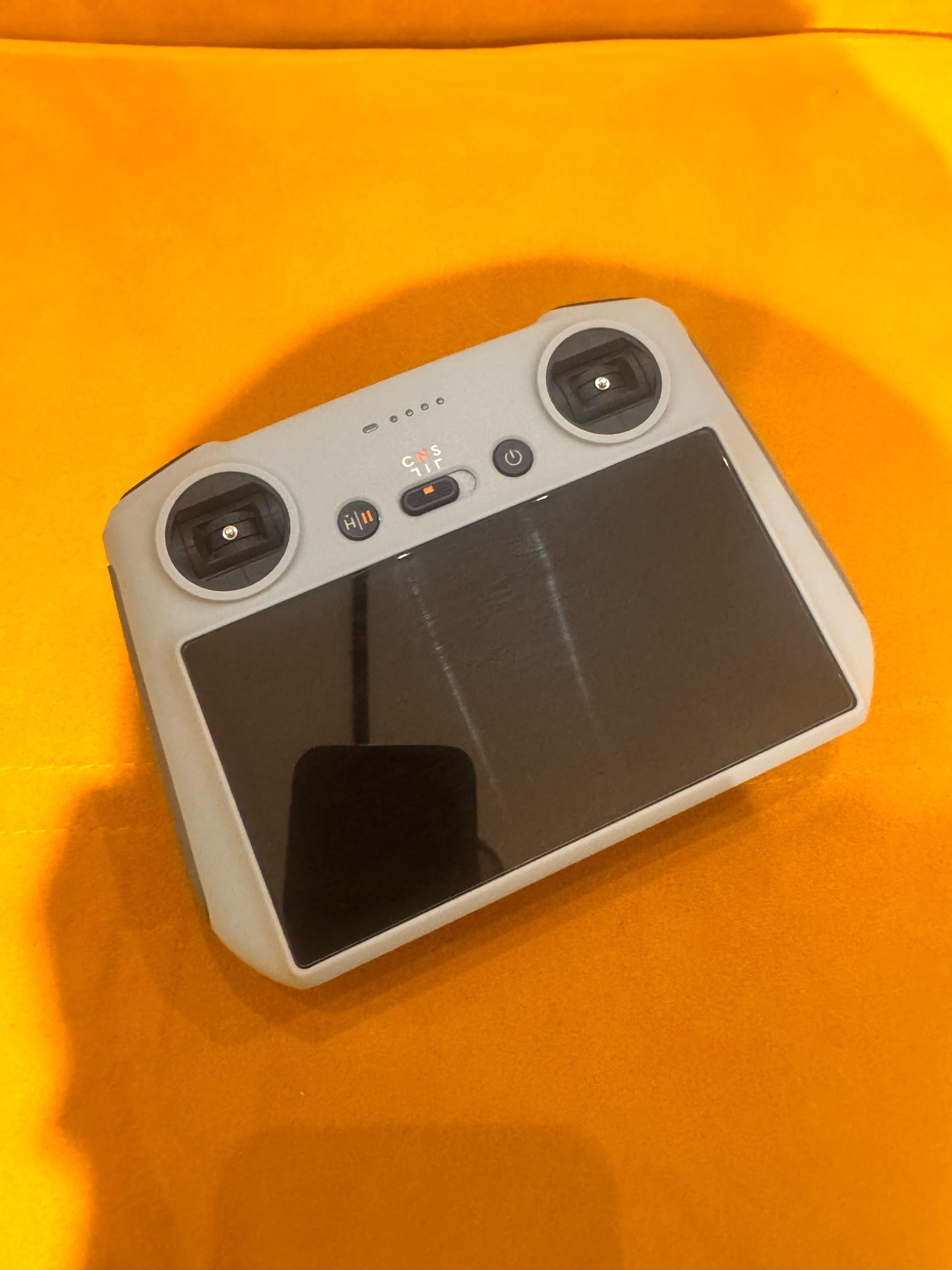 Продам пульт управления DJI RC, аккумуляторы для дронов DJI