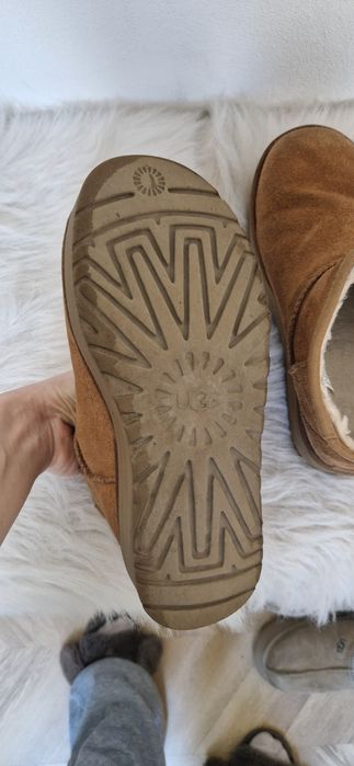 UGG maro marime 38